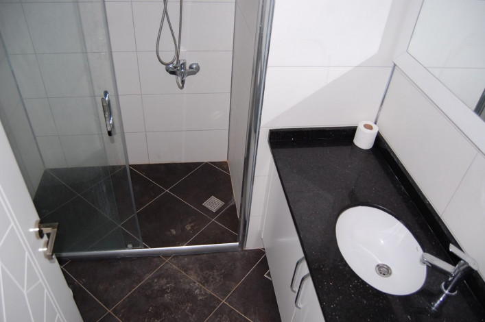 Просторные трехкомнатные апартаменты в элитном доме в районе Оба,125м2 - Ракурс 11