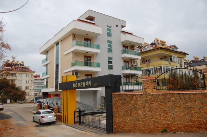 Просторные трехкомнатные апартаменты в элитном доме в районе Оба,125м2 - Ракурс 16