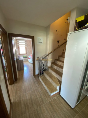 Квартира 5+1 в комплексе с хорошей инфраструктурой в Обе, 180 м2 - Ракурс 15