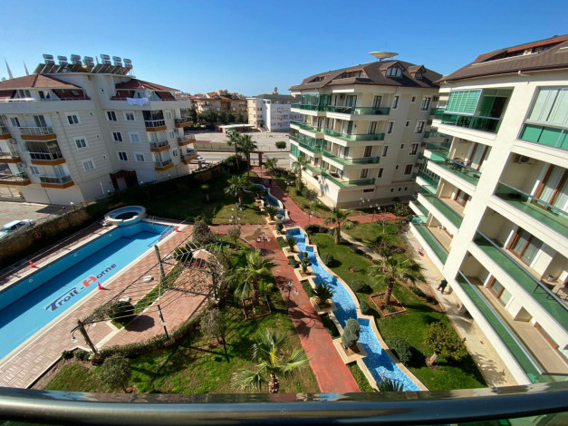 Квартира 5+1 в комплексе с хорошей инфраструктурой в Обе, 180 м2 - Ракурс 19