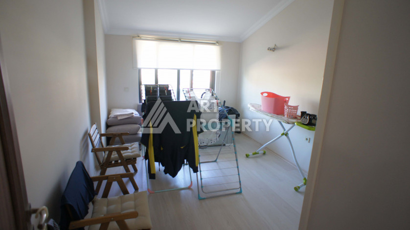 Пентхаус планировки 3+1, 240 M2 рядом с море, в районе Кестель - Ракурс 8