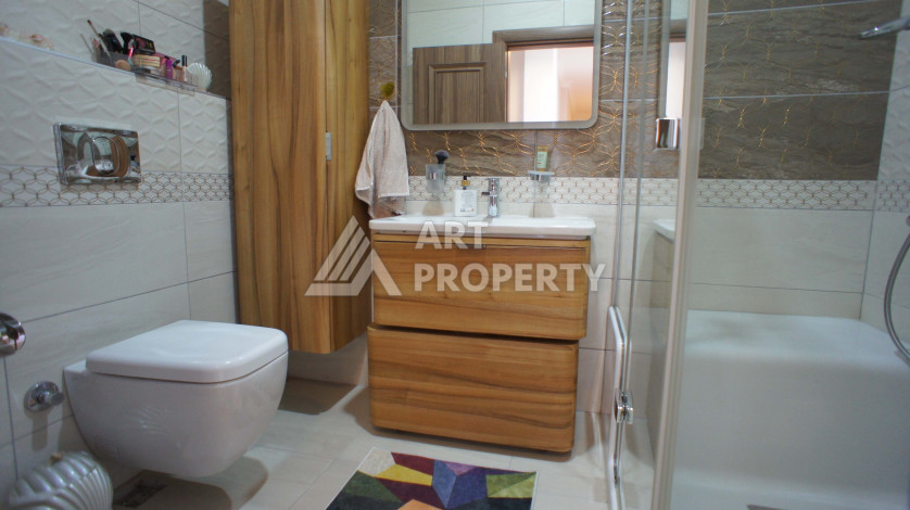 Пентхаус планировки 3+1, 240 M2 рядом с море, в районе Кестель - Ракурс 11