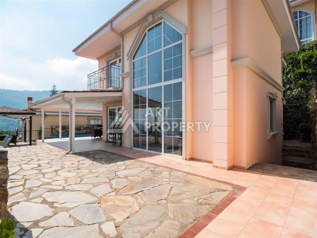 Вилла 4+1 в Тепе с видом на Аланию - Ракурс 2