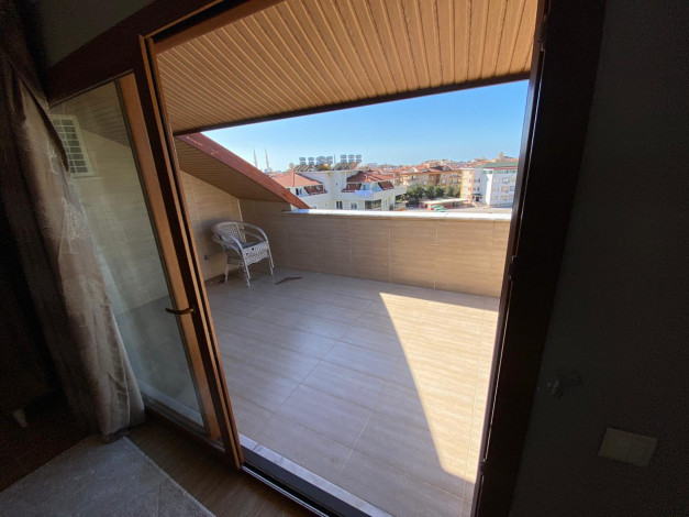 Квартира 5+1 в комплексе с хорошей инфраструктурой в Обе, 180 м2 - Ракурс 28