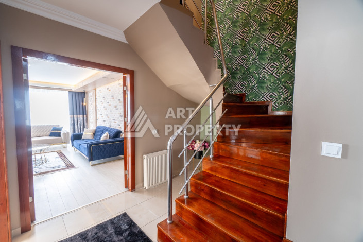 Двухуровневая квартира 3+2 с новым ремонтом в районе Клеопатры, 150 м2 - Ракурс 5