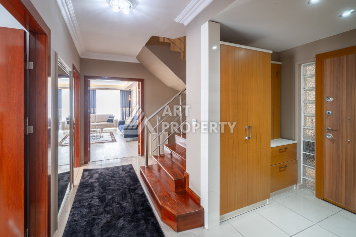 Двухуровневая квартира 3+2 с новым ремонтом в районе Клеопатры, 150 м2 - Ракурс 23