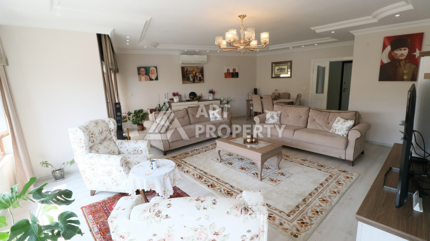 Меблированные апартаменты планировки 3+1, 200м2 в центре - Ракурс 14