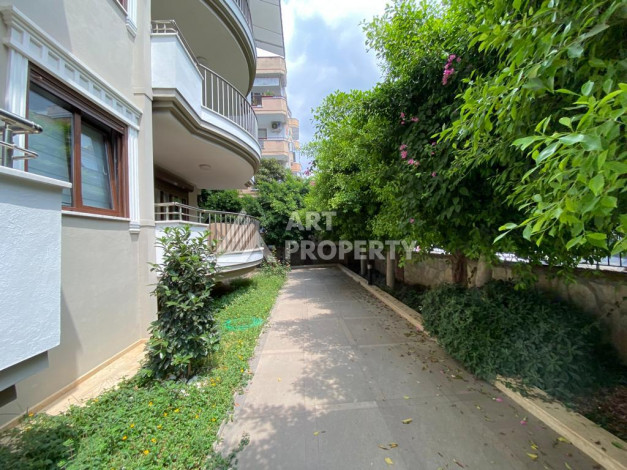 Меблированные апартаменты планировки 3+1, 150м2 в центре Аланьи - Ракурс 2