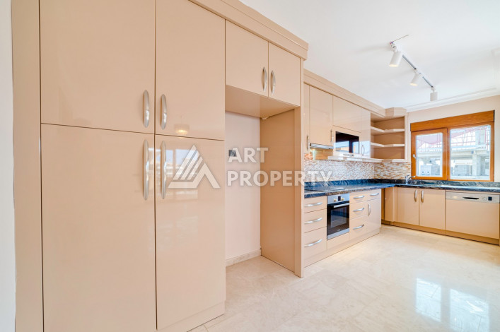 Пентхаус 3+1, с видом на море и горы в районе Кестель - Ракурс 10