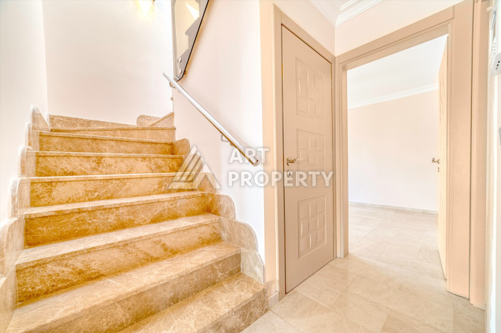 Пентхаус 3+1, с видом на море и горы в районе Кестель - Ракурс 27