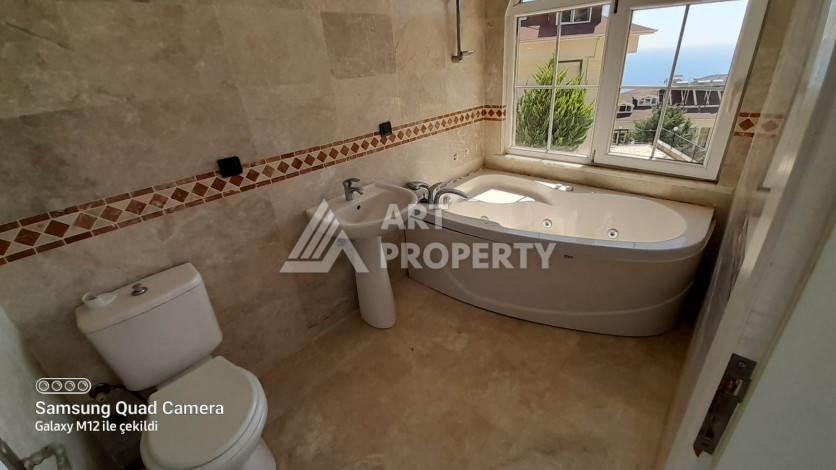 Шикарная вилла с частным бассейном и сауной планировки 5+1, 500м2 - Ракурс 6