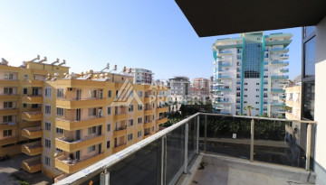 Апартаменты в жилом комплексе с развитой инфраструктурой в районе Махмутлар, 3+1,120м2 - Ракурс 7