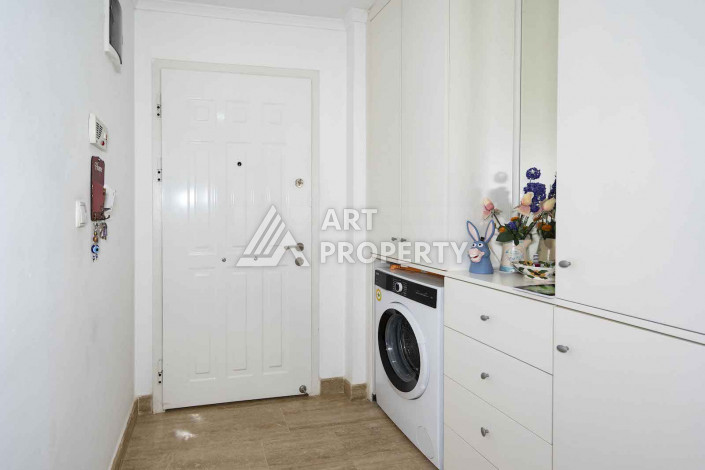 Светлая квартира в уютном комплексе планировки 2+1,110м2 - Ракурс 10