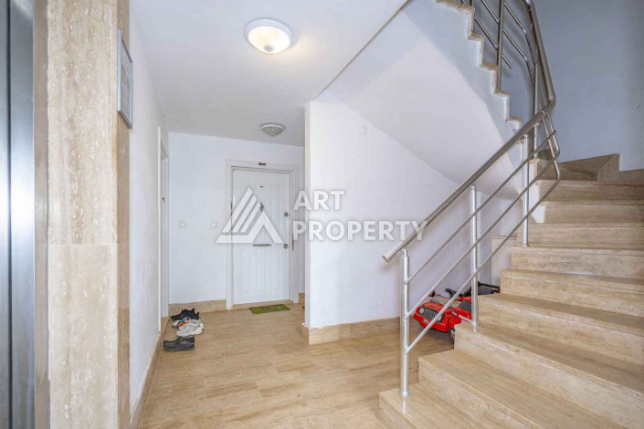 Светлая квартира в уютном комплексе планировки 2+1,110м2 - Ракурс 12