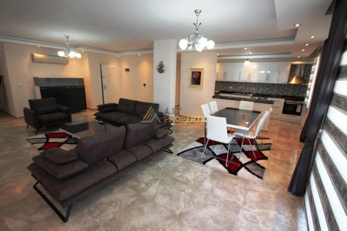 Квартира-дуплекс 4+1 недалеко от моря в районе Оба, 250 м2. - Ракурс 9