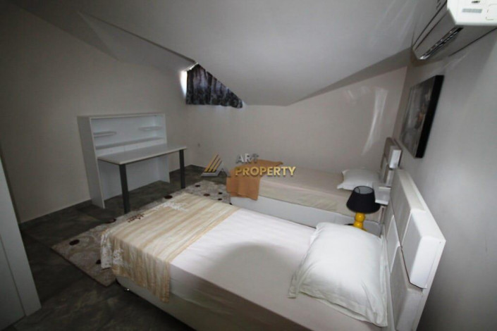 Квартира-дуплекс 4+1 недалеко от моря в районе Оба, 250 м2. - Ракурс 14