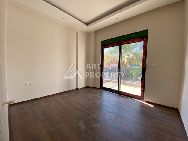 Квартира в новом доме вблизи благоустроенной набережной в районе Кестель, планировка 1+1, 50м2 - Ракурс 4