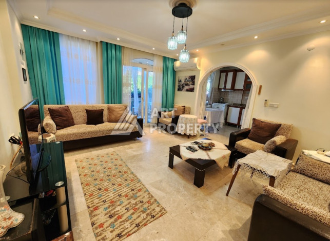 Апартаменты планировки 2+1 в районе Махмутлар, 110м2. Продаются без мебели - Ракурс 2