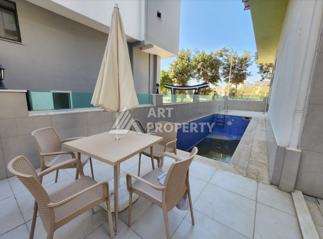 Меблированные апартаменты планировки 2+1 в районе Махмутлар, 110м2 - Ракурс 22