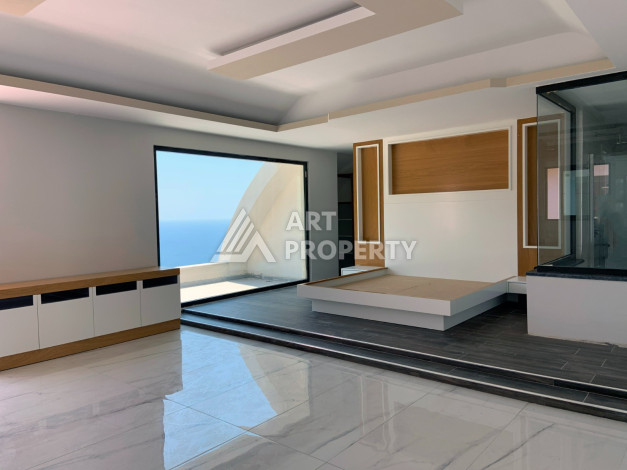 Роскошная вилла с собственным садом и видом на море в районе Каргыджак - Ракурс 6