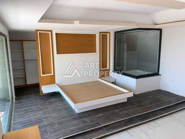 Роскошная вилла с собственным садом и видом на море в районе Каргыджак - Ракурс 7