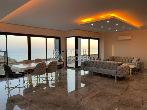 Роскошная вилла с собственным садом и видом на море в районе Каргыджак - Ракурс 21