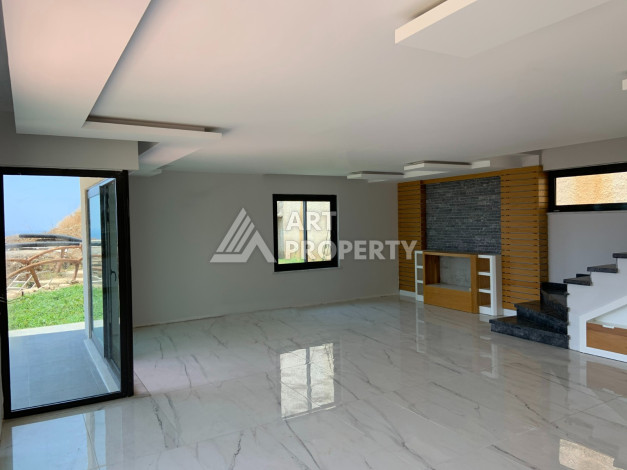 Роскошная вилла с собственным садом и видом на море в районе Каргыджак - Ракурс 26