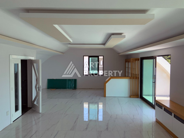 Роскошная вилла с собственным садом и видом на море в районе Каргыджак - Ракурс 27