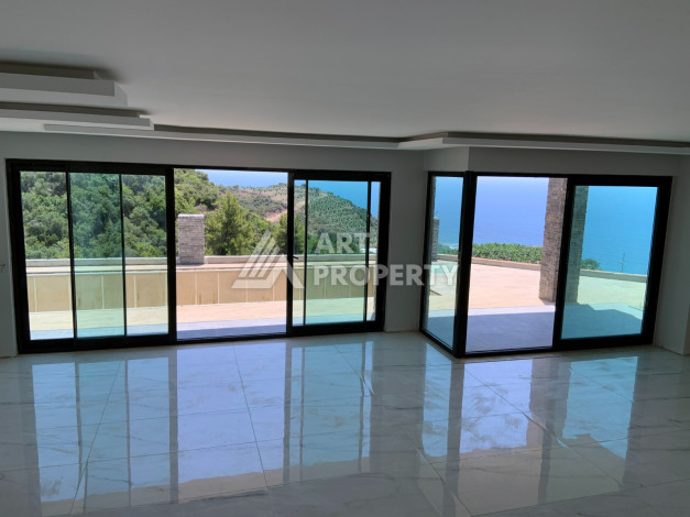 Роскошная вилла с собственным садом и видом на море в районе Каргыджак - Ракурс 34