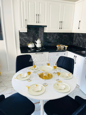 Шикарная светлая квартира планировки 1+1 в районе Оба, 55м2 - Ракурс 2