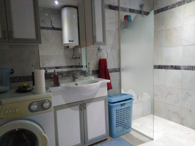 Трехкомнатная квартира в трёх минутах от моря в районе Оба, 110 м2 - Ракурс 7