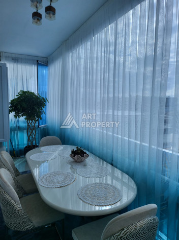 Срочная продажа 1+1, в доме бизнес класса, с видом на море! - Ракурс 9