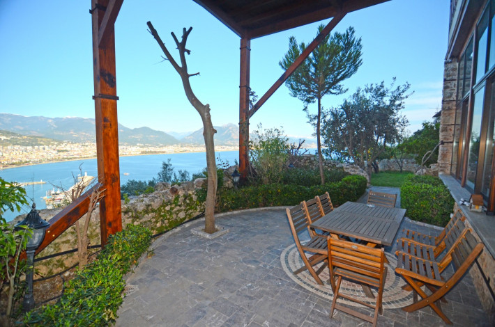 Эксклюзивный дом в Османском стиле с панорамным видом на Аланью! 350м2 - Ракурс 15