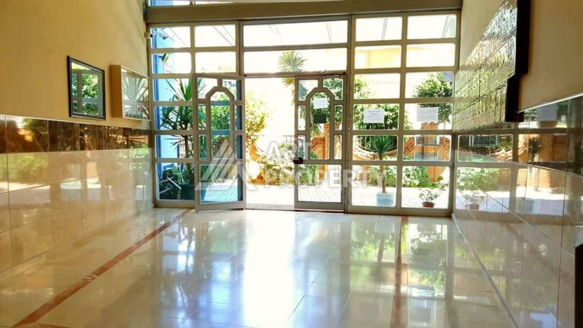 Апартаменты в 150-ти метрах от моря в районе Тосмур планировки 2+1, 110м2 - Ракурс 2