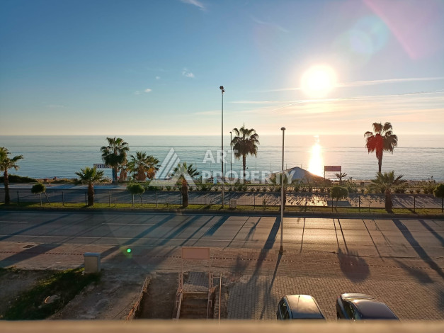 Квартира на первой береговой линии с шикарным видом на море планировки 3+1 - Ракурс 24