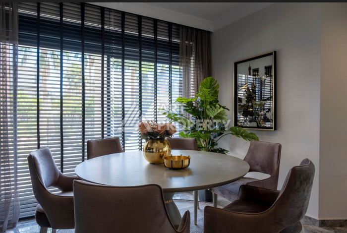 Шикарная вилла в 150 метрах от моря в районе Паяллар - Ракурс 12