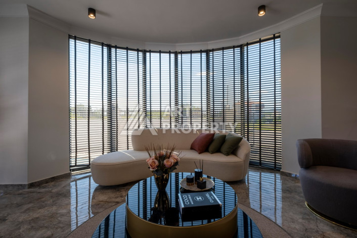 Шикарная вилла в 150 метрах от моря в районе Паяллар - Ракурс 13