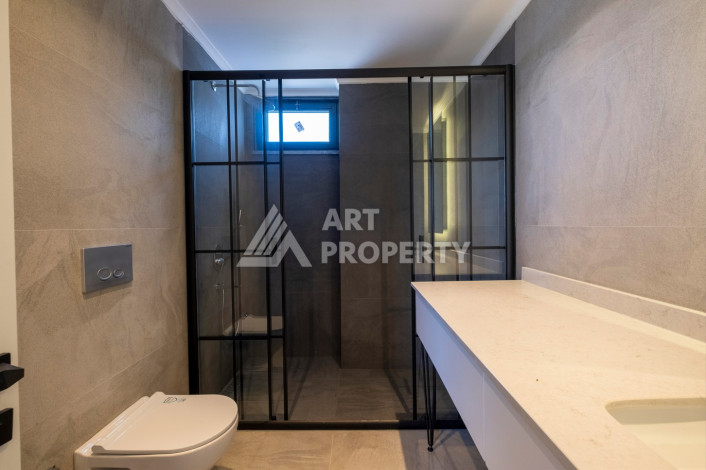 Шикарная вилла в 150 метрах от моря в районе Паяллар - Ракурс 29