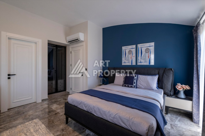 Шикарная вилла в 150 метрах от моря в районе Паяллар - Ракурс 34