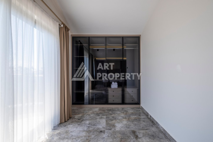 Шикарная вилла в 150 метрах от моря в районе Паяллар - Ракурс 38