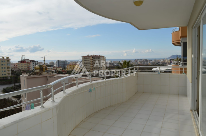 Апартаменты на высоком этаже с прекрасным видом в районе Махмутлар, 2+1, 115м2 - Ракурс 3