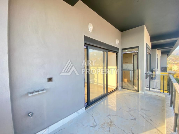 Квартира с панорамными окнами и видом на город и море в районе Оба планировки 3+1, 150м2 - Ракурс 17