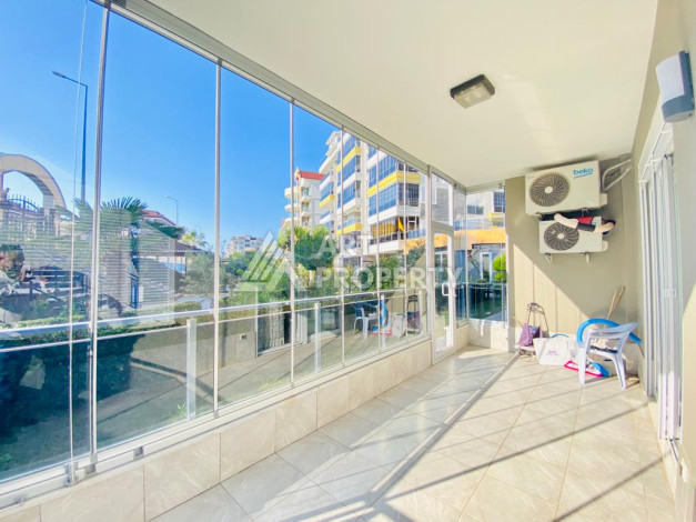 Двухуровневая квартира в 100 метрах от моря в районе Кестель планировки 4+1 - Ракурс 4