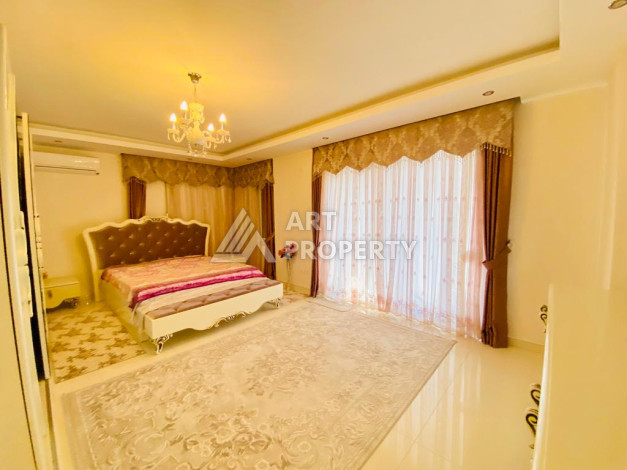 Двухуровневая квартира в 100 метрах от моря в районе Кестель планировки 4+1 - Ракурс 7