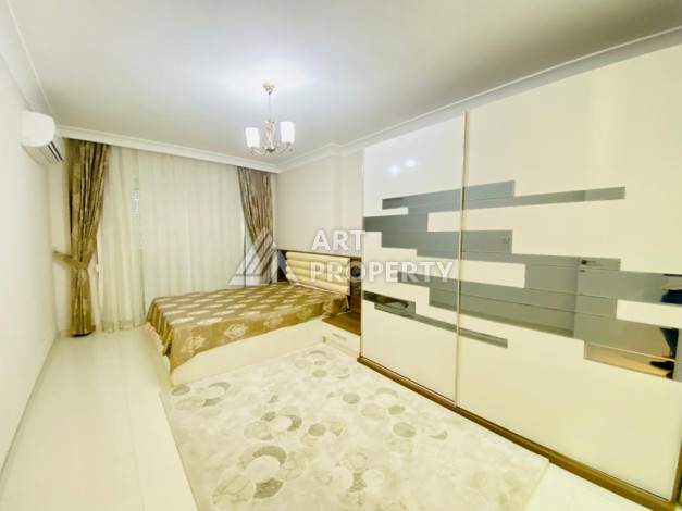 Двухуровневая квартира в 100 метрах от моря в районе Кестель планировки 4+1 - Ракурс 12