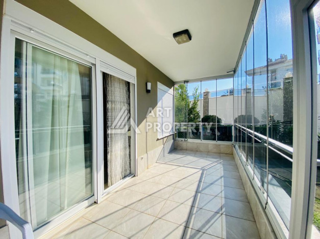 Двухуровневая квартира в 100 метрах от моря в районе Кестель планировки 4+1 - Ракурс 17