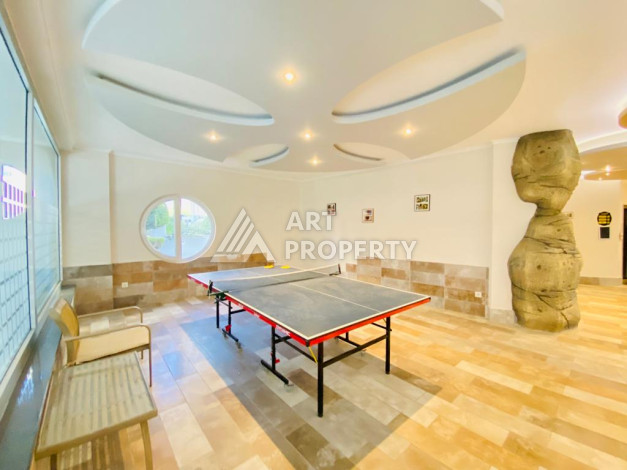 Двухуровневая квартира в 100 метрах от моря в районе Кестель планировки 4+1 - Ракурс 27