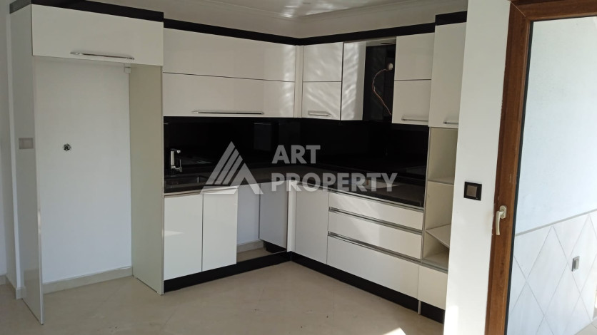 Апартаменты планировки 4+1 общей площади 215 м2 в Алании - Ракурс 2