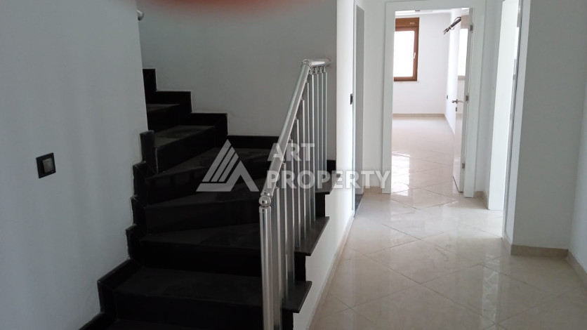 Апартаменты планировки 4+1 общей площади 215 м2 в Алании - Ракурс 51