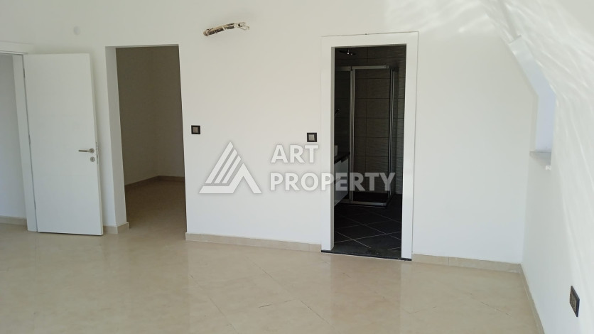 Апартаменты планировки 4+1 общей площади 215 м2 в Алании - Ракурс 54